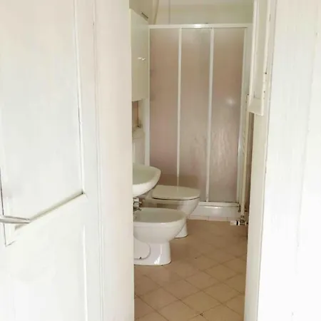 Apartment Lovely Flat, Ground Floor Centre Of Bologna! :) *